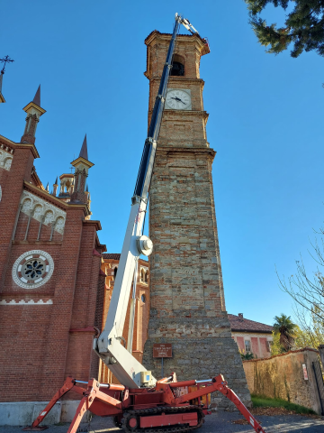 Lavori di manutenzione per la chiesa parrocchiale di Pino d'Asti