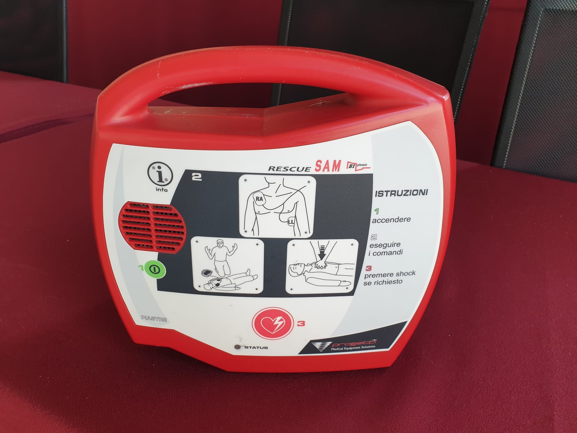 Nuovo defibrillatore a San Damiano d'Asti