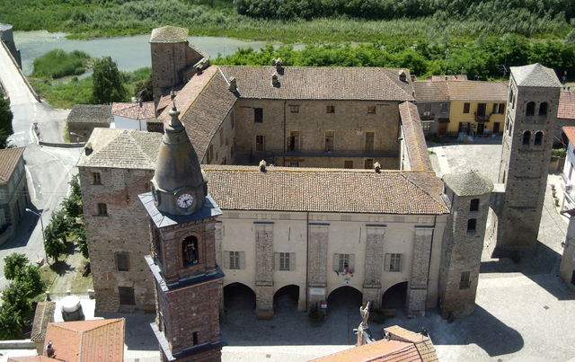 Torre campanaria del Castello di Monastero Bormida