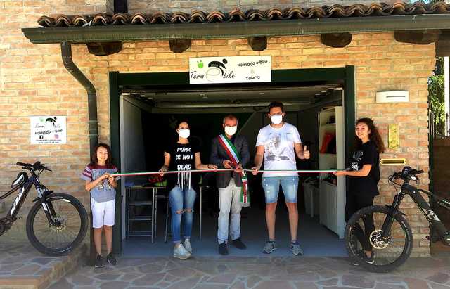 TermEbike: inaugurato ad Agliano Terme il nuovo negozio di noleggio E-bike